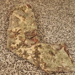 Kings Camo youth size 8 cargo pants camouflage